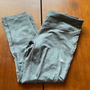 Nike Dri-Fit Cropped Leggings